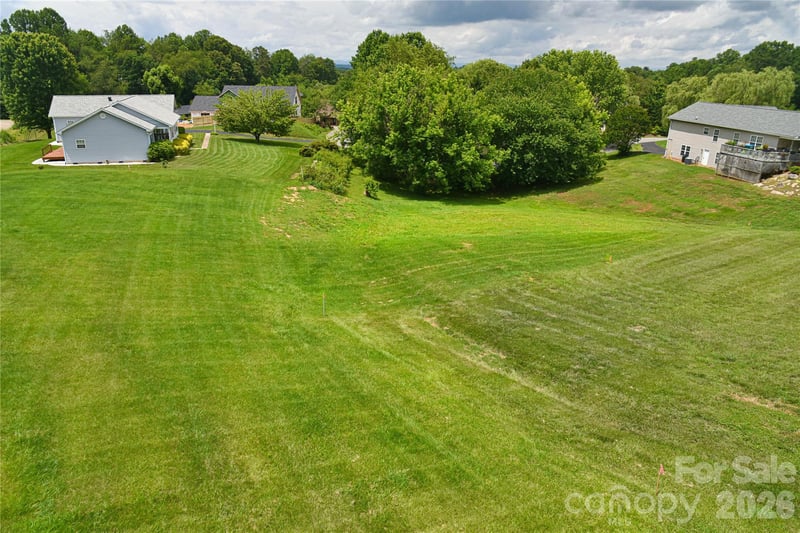 222 Erwin Hills Rd, Asheville, NC 28806