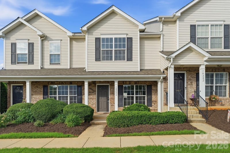 10486 Stokeshill Ct, Pineville, NC 28134
