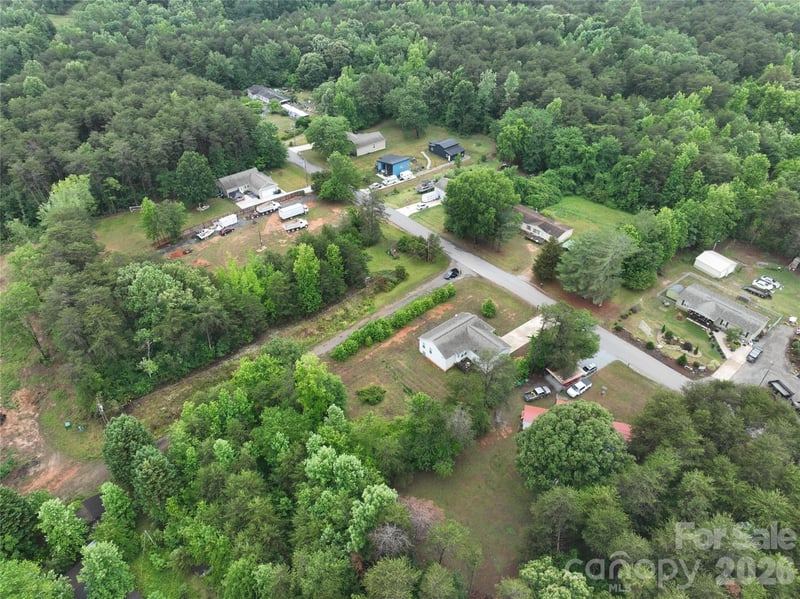6412 Laura Ave, Sherrills Ford, NC 28673
