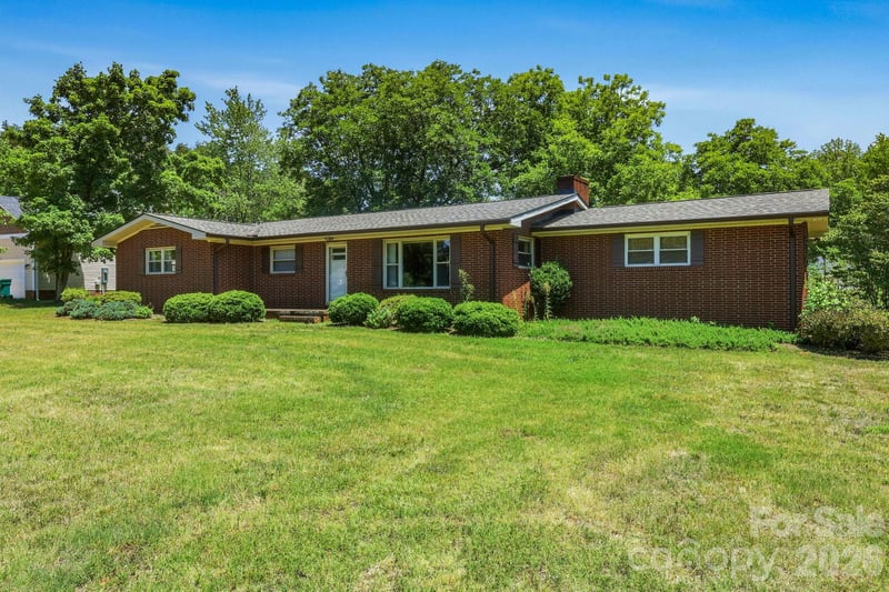 404 Lyerly St, Salisbury, NC 28146