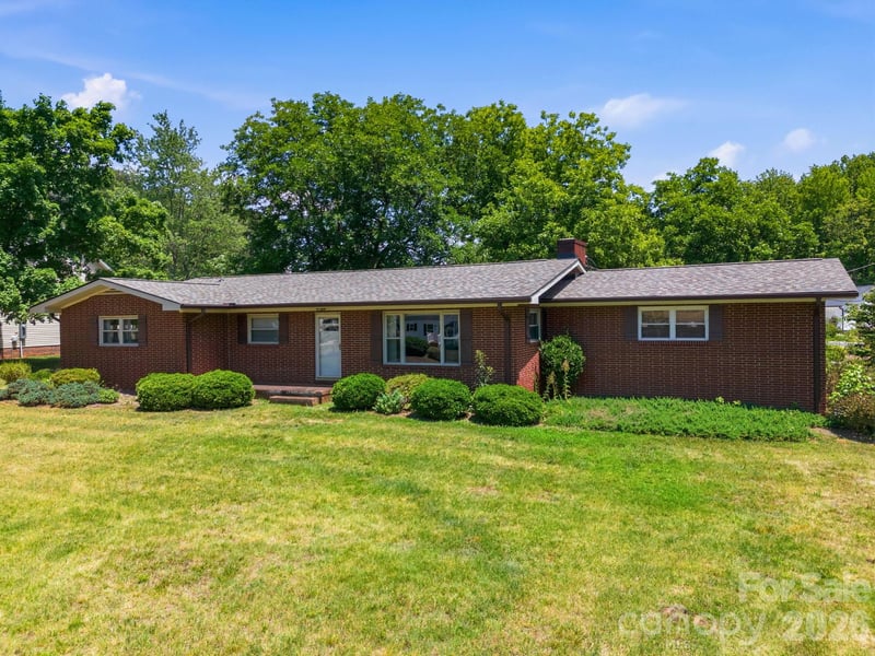404 Lyerly St, Salisbury, NC 28146