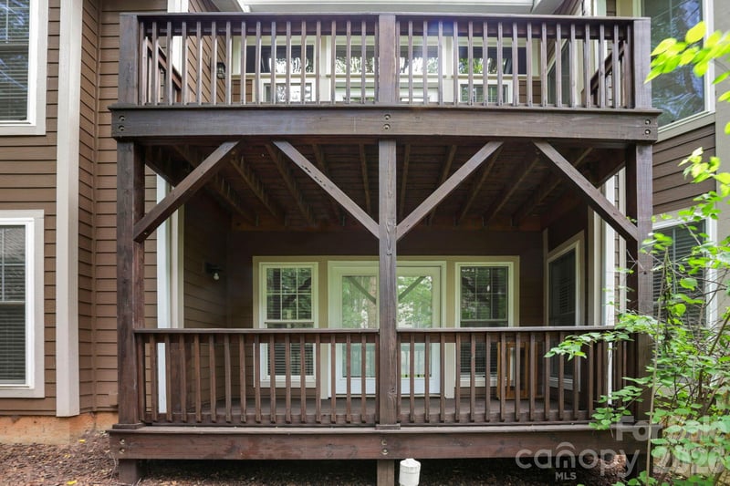 15 Kaylor Dr, Arden, NC 28704