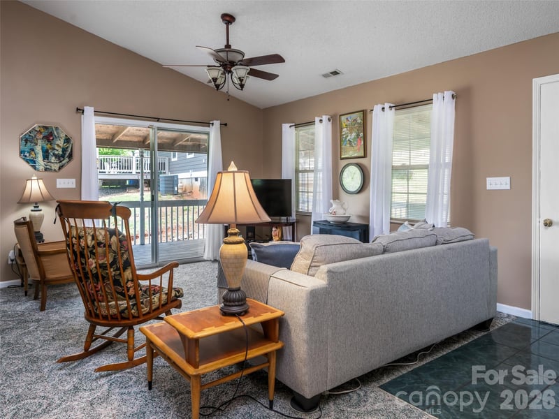 9 Coquina Ln #1, Leicester, NC 28748