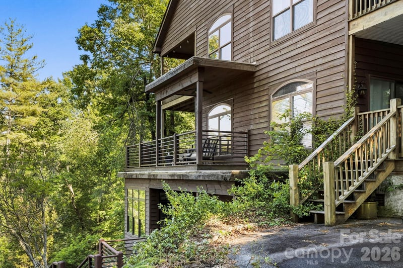 30 Lower Tanglewood Rd #2, Lake Toxaway, NC 28747