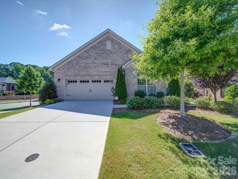 5218 Courtyard Ln, Belmont, NC 28012