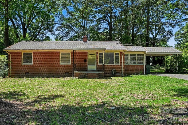 211 White St, Gastonia, NC 28052