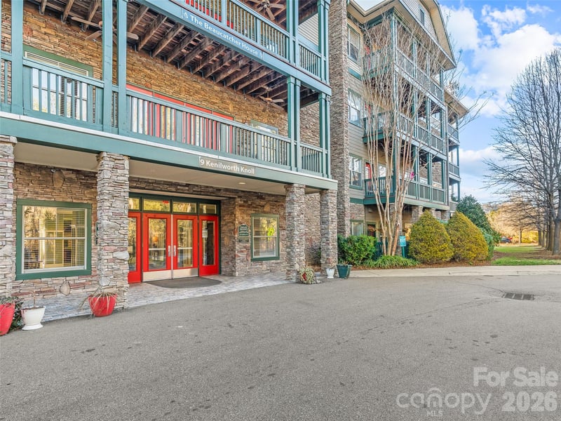9 Kenilworth Knoll #108, Asheville, NC 28805