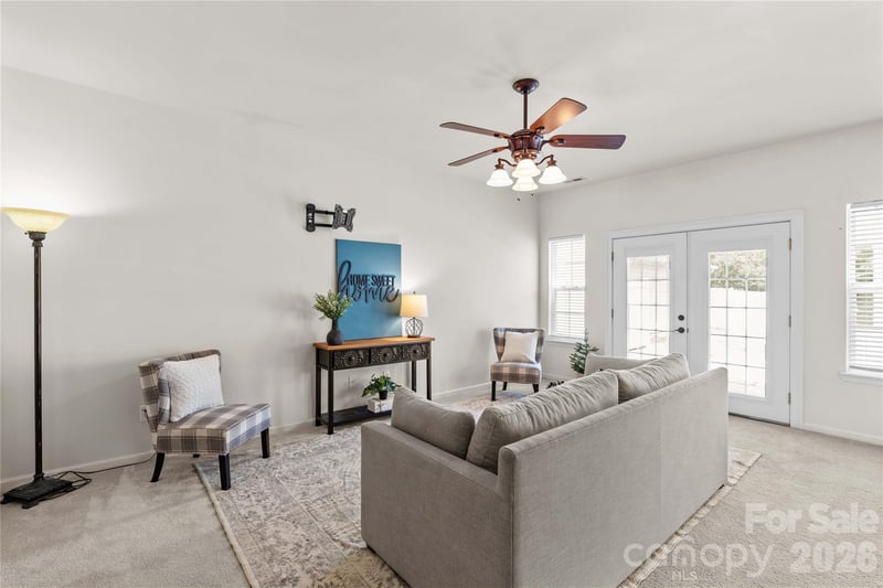 11148 Heritage Green Dr, Cornelius, NC 28031
