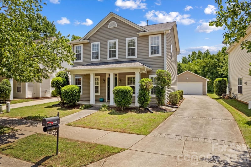 11148 Heritage Green Dr, Cornelius, NC 28031