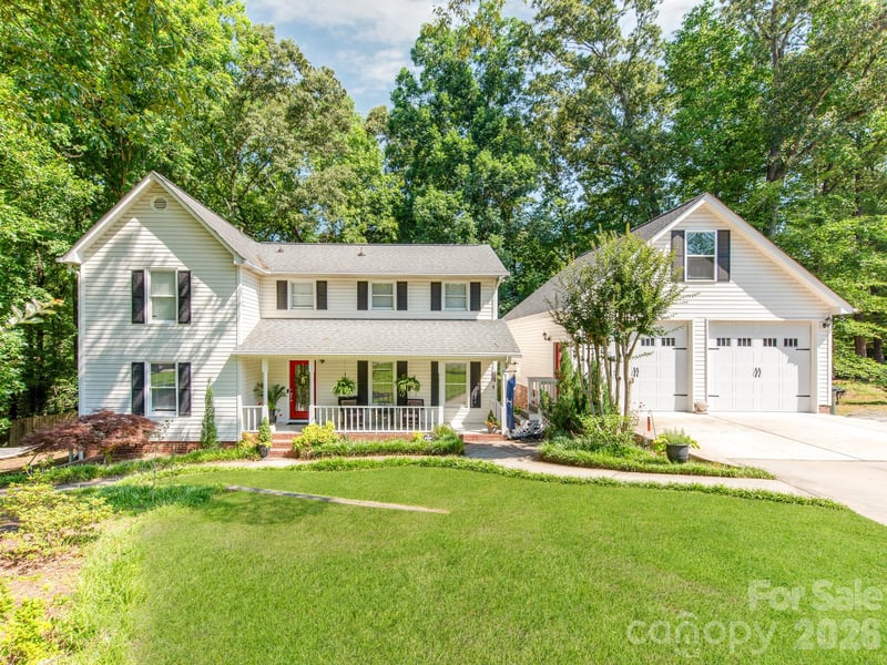 1530 Woodcroft Dr, Fort Mill, SC 29708