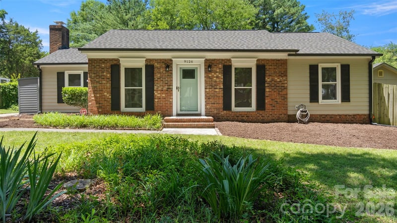 9126 Essen Ln, Charlotte, NC 28210