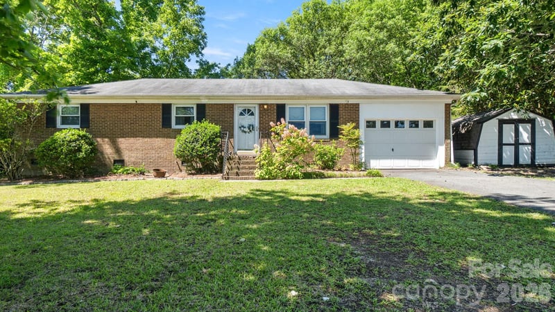 3442 Matthews Indian Trail Rd, Matthews, NC 28104