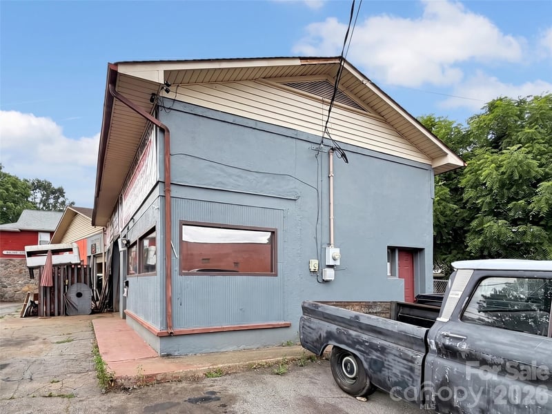 1604 South Main St, Waynesville, NC 28786