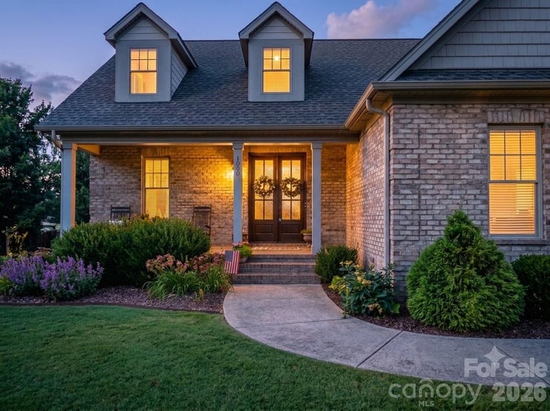 1005 Point Rd, Belmont, NC 28012