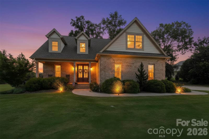 1005 Point Rd, Belmont, NC 28012