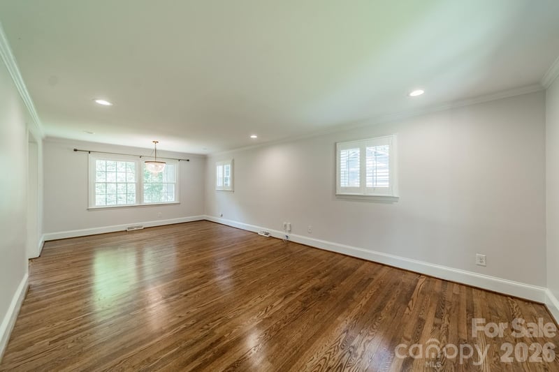 7101 Sherbourne Dr, Charlotte, NC 28210