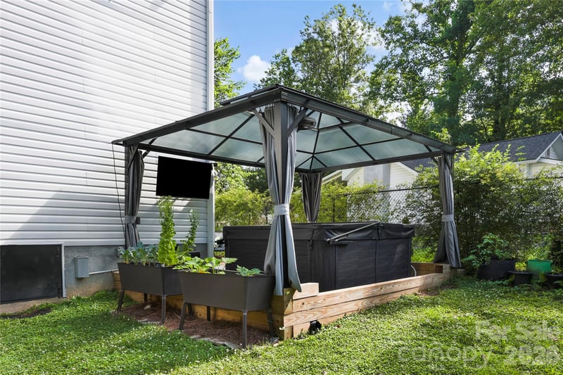 13 Trade St, Arden, NC 28704