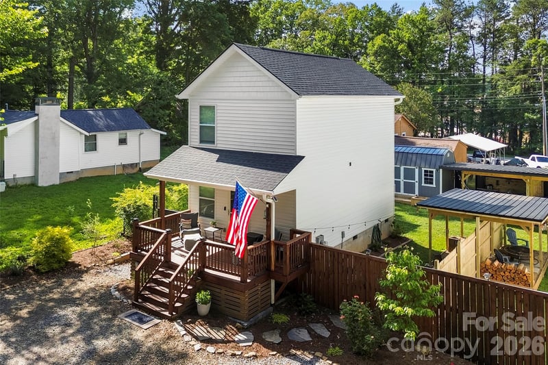 13 Trade St, Arden, NC 28704