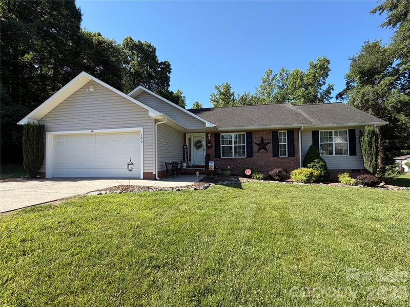 110 Pine St, Maiden, NC 28650