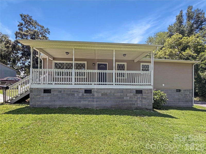 313 Black St, Cherryville, NC 28021