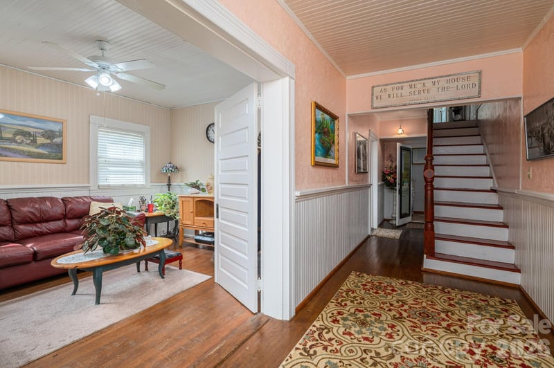 601 Forney Ave, Lincolnton, NC 28092