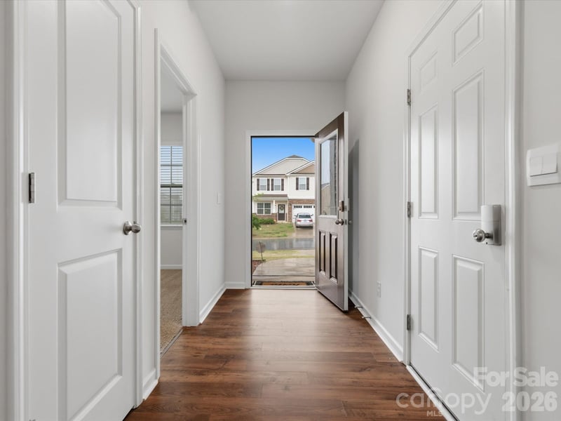 9705 Tea Garden Dr, Gastonia, NC 28056