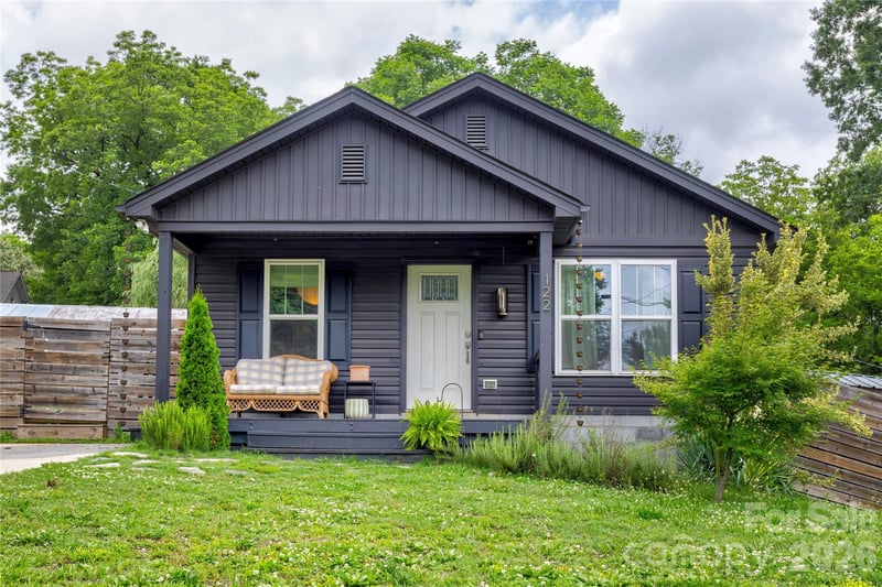 122 Crowell Dr, Concord, NC 28025