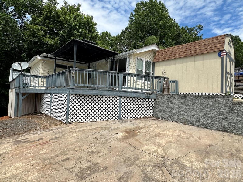 115 Badin View Rd, New London, NC 28127