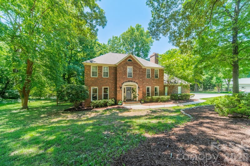 506 Abbotsford Ct, Charlotte, NC 28270