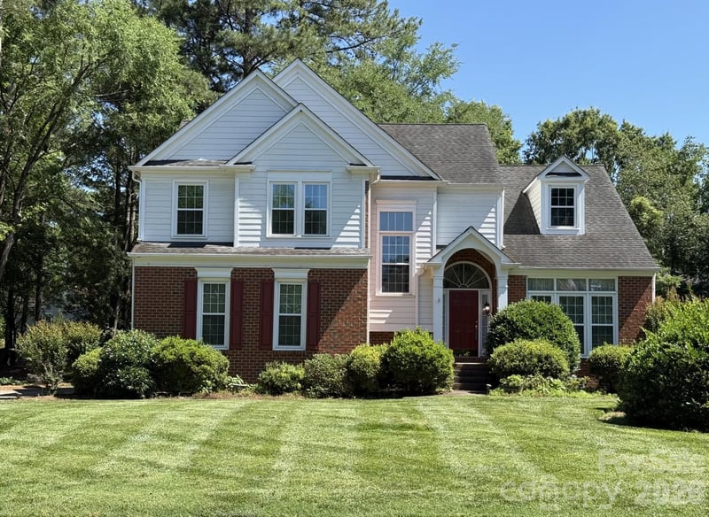 12100 Provincetowne Dr, Charlotte, NC 28277