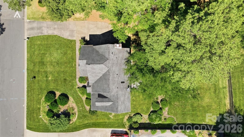 12100 Provincetowne Dr, Charlotte, NC 28277