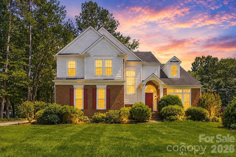 12100 Provincetowne Dr, Charlotte, NC 28277