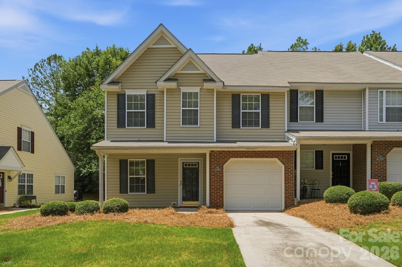 1358 Walnut Hill Dr, Rock Hill, SC 29732