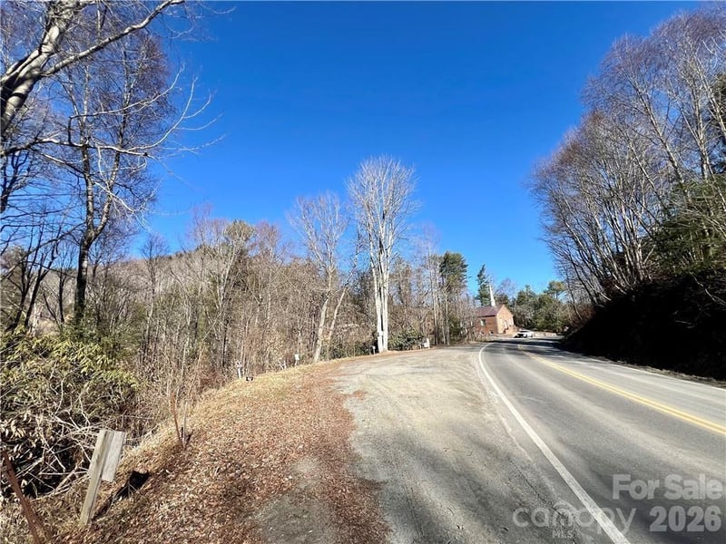 na 321 Hw, Sugar Grove, NC 28679