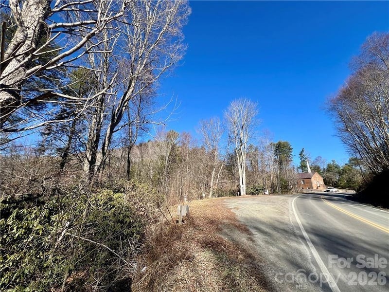 na 321 Hw, Sugar Grove, NC 28679