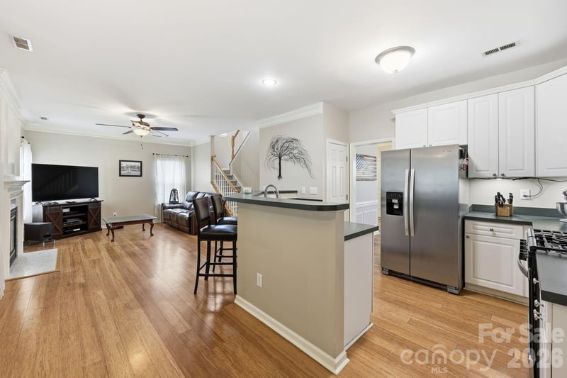 4439 Rock Stream Dr, Charlotte, NC 28269