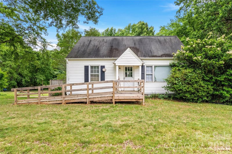 141 Vanzant Rd, Mocksville, NC 27028