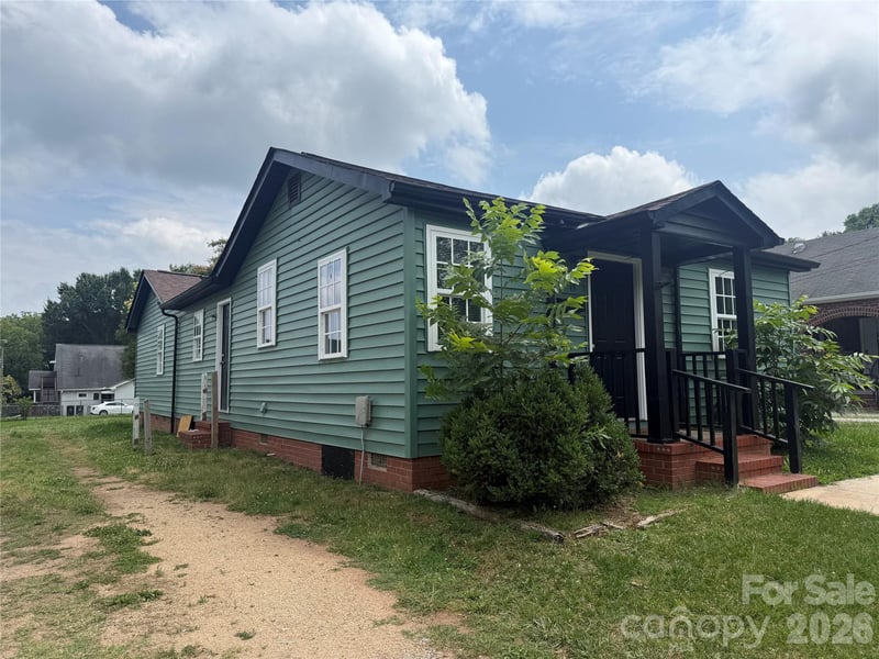 15 Brookwood Ave, Concord, NC 28025