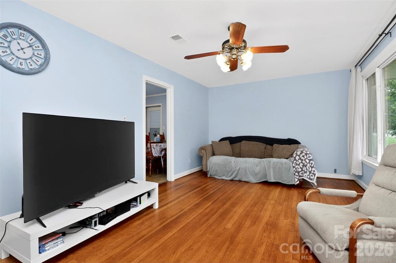 2122 Englewood St, Kannapolis, NC 28083
