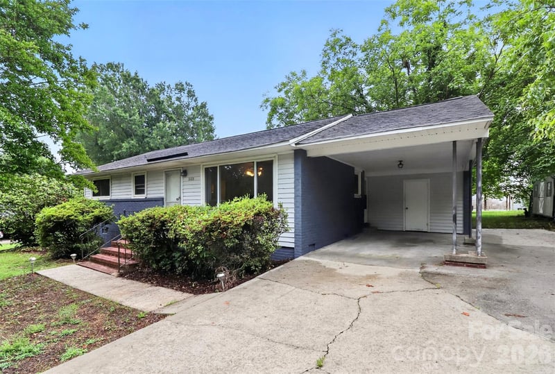 2122 Englewood St, Kannapolis, NC 28083