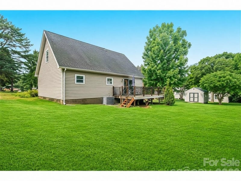7553 Katherine Dr, Denver, NC 28037