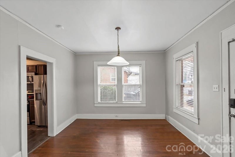 322 Salisbury Rd, Statesville, NC 28677
