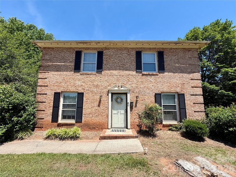1301 Bywood Ln, Charlotte, NC 28209