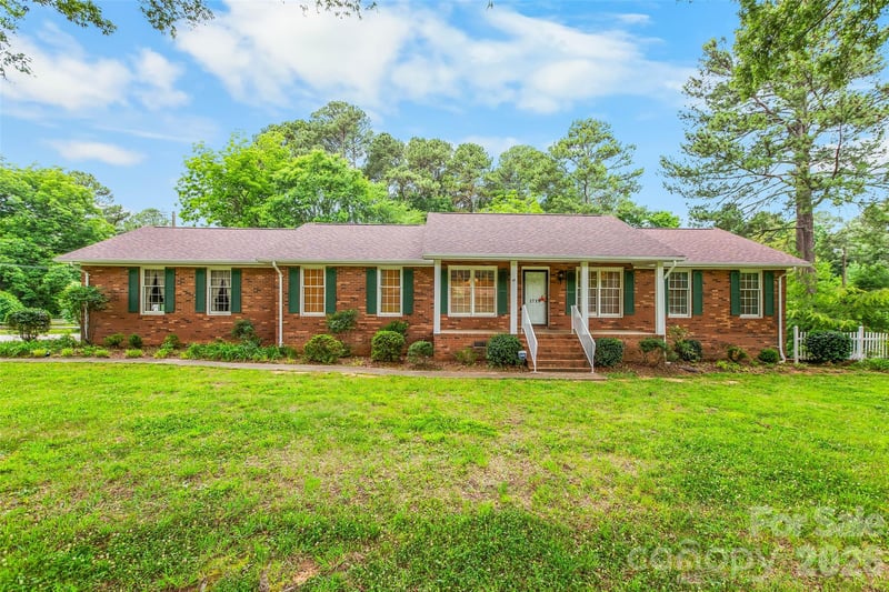 1719 Suther Rd, Concord, NC 28025