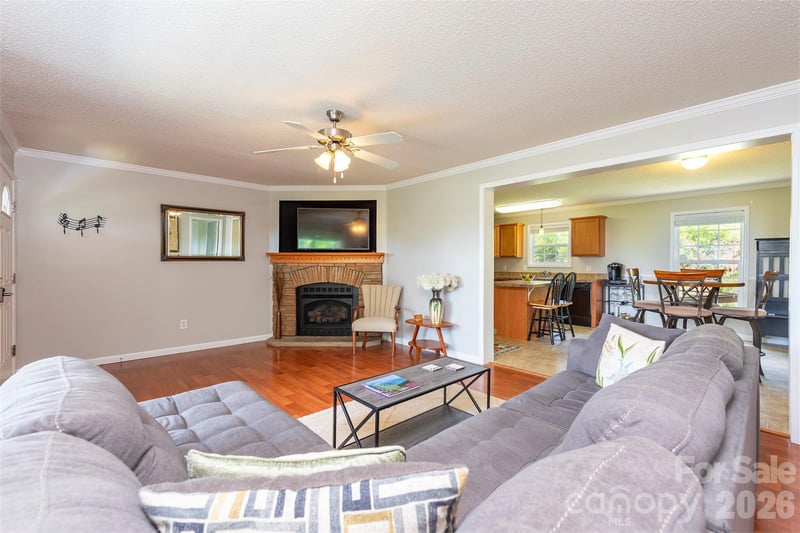 25 Inglescott Way, Alexander, NC 28701
