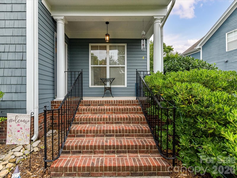 7553 Thorn Creek Ln, Tega Cay, SC 29708