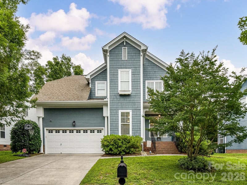 7553 Thorn Creek Ln, Tega Cay, SC 29708