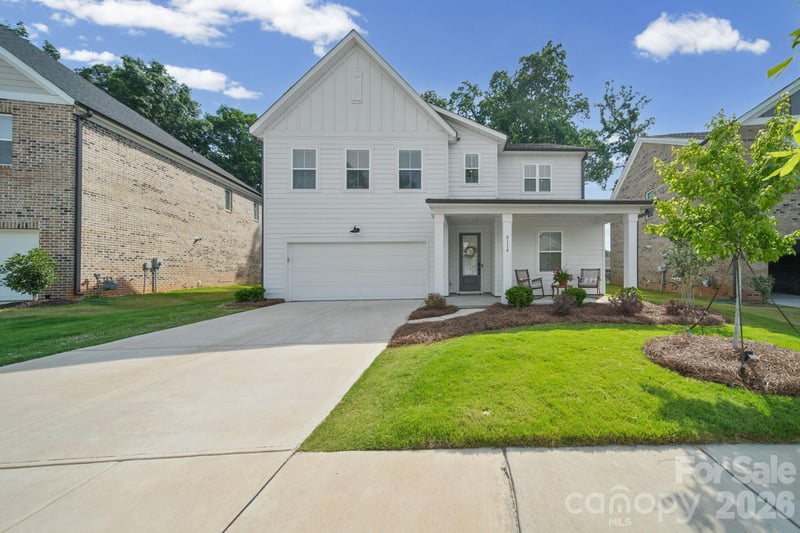 8114 Franklin Trail St, Charlotte, NC 28227