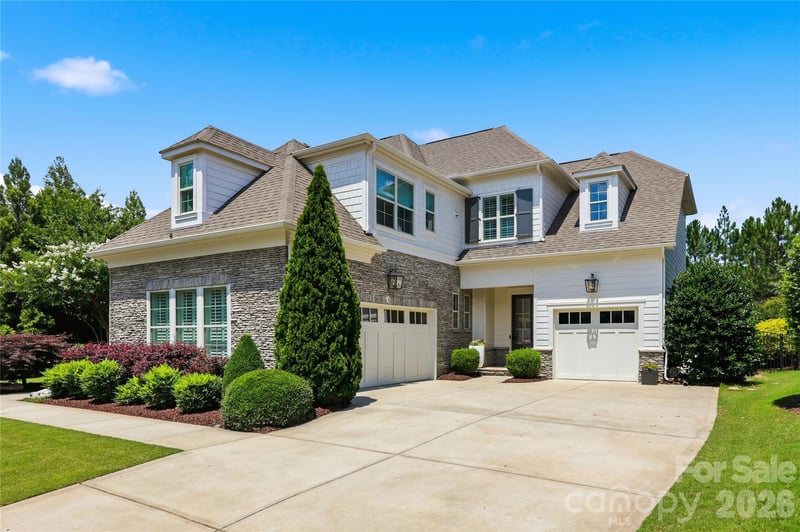 2082 Tatton Hall Rd, Fort Mill, SC 29715