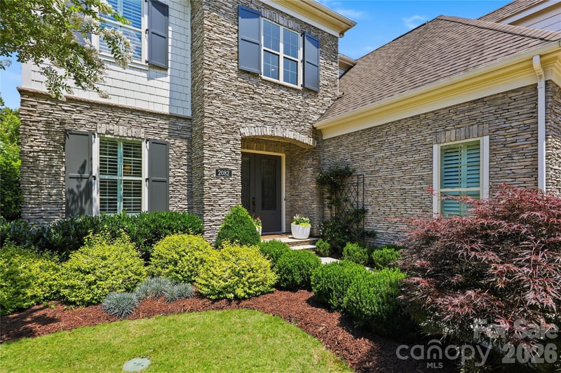 2082 Tatton Hall Rd, Fort Mill, SC 29715